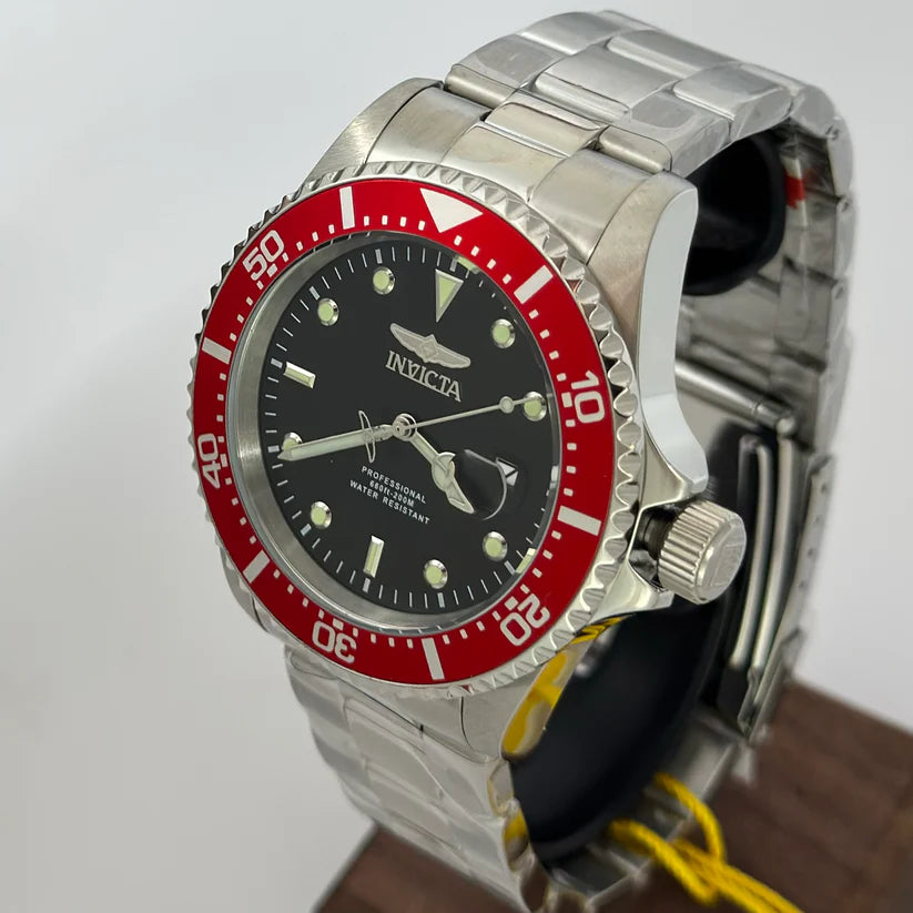 Reloj INVICTA Pro Diver Bisel Rojo 200 metros 43mm (22020)