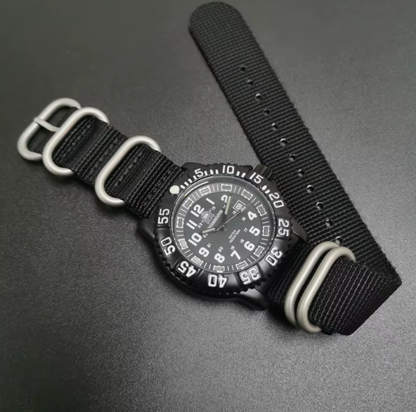 Reloj ADDIESDIVE Estilo Militar 50M - Imagen 5