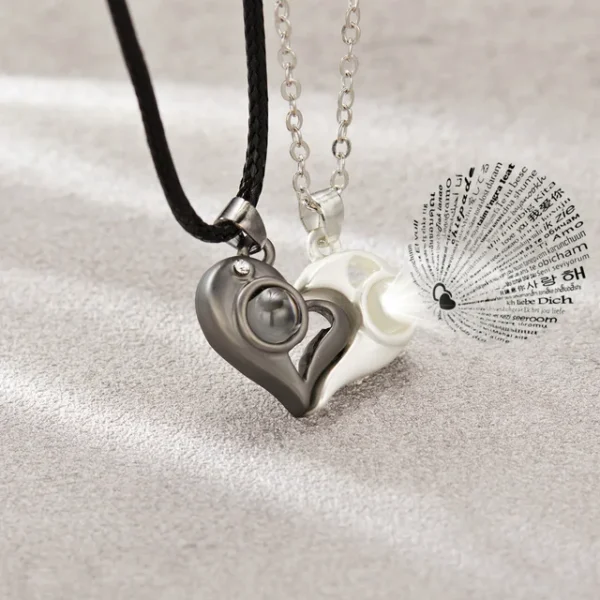 Collar Doble Corazon 100 idiomas 2 en 1